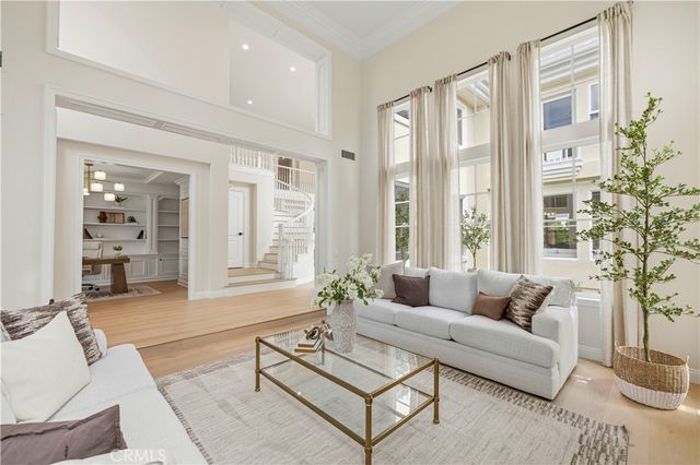 20130 Via Cellini, Porter Ranch, CA 91326