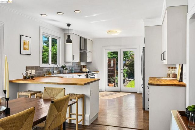 4110 Lusk St, Oakland, CA 94608