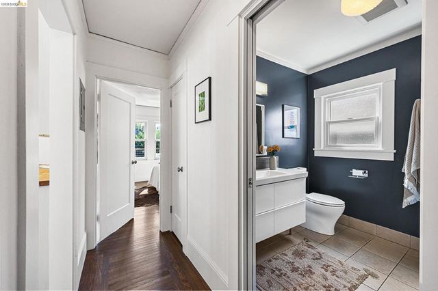 4110 Lusk St, Oakland, CA 94608