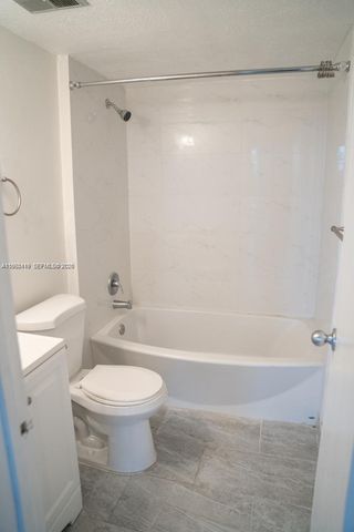 16465 NE 22nd Ave 619, North Miami Beach, FL 33160