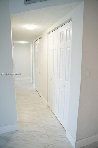 16465 NE 22nd Ave 619, North Miami Beach, FL 33160