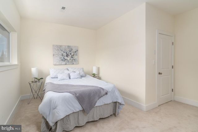 25 S BETHEL ST, Baltimore, MD 21231