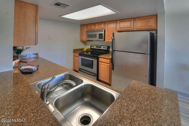 101 S Players Club Drive APT 10203, Tucson, AZ 85745