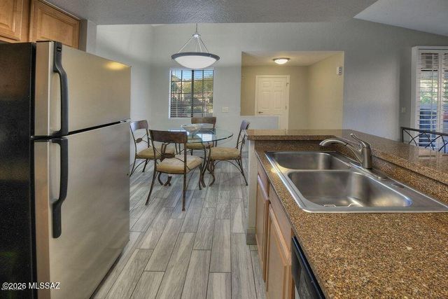 101 S Players Club Drive APT 10203, Tucson, AZ 85745