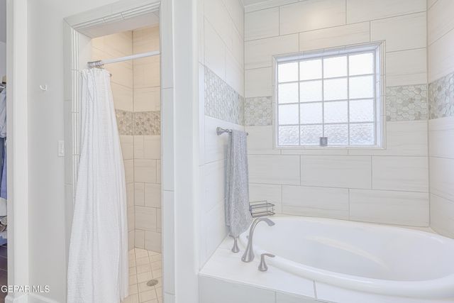 484 BINGLEY Place, El Paso, TX 79928