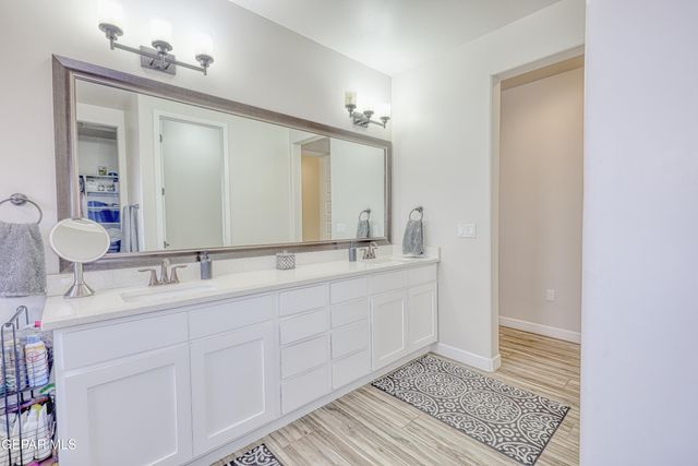 484 BINGLEY Place, El Paso, TX 79928