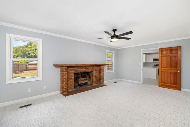 121 Lesesne Drive, Sumter, SC 29150