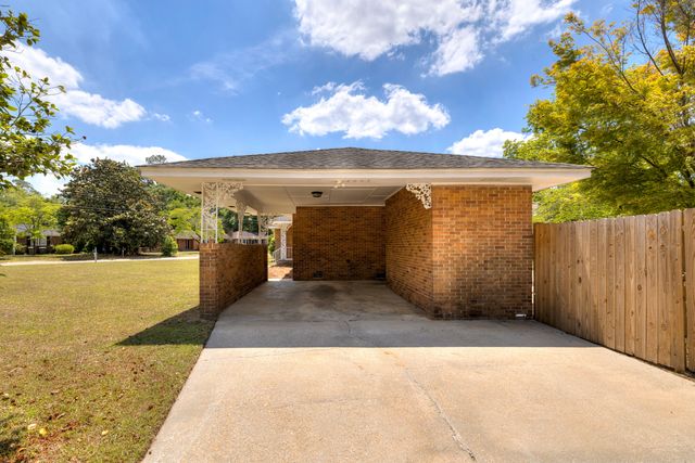 121 Lesesne Drive, Sumter, SC 29150