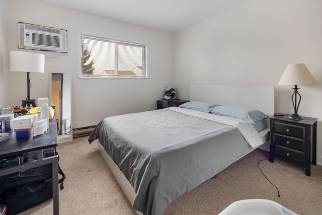 1110 Cedar Street 3B, Glendale Heights, IL 60139