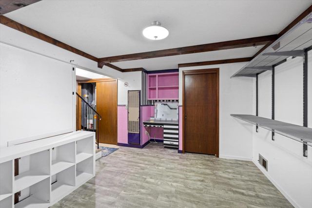 1629 Suburban Avenue, Saint Paul, MN 55106