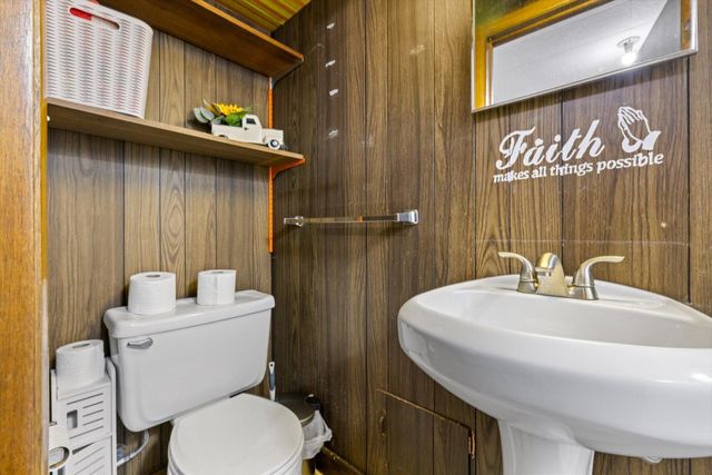 1629 Suburban Avenue, Saint Paul, MN 55106