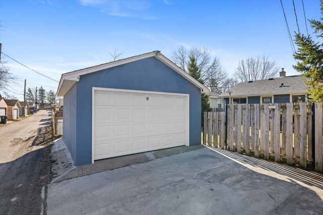 1629 Suburban Avenue, Saint Paul, MN 55106