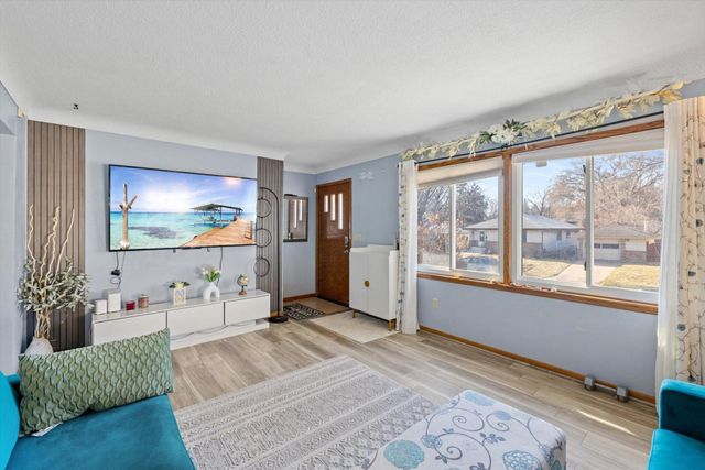 1629 Suburban Avenue, Saint Paul, MN 55106