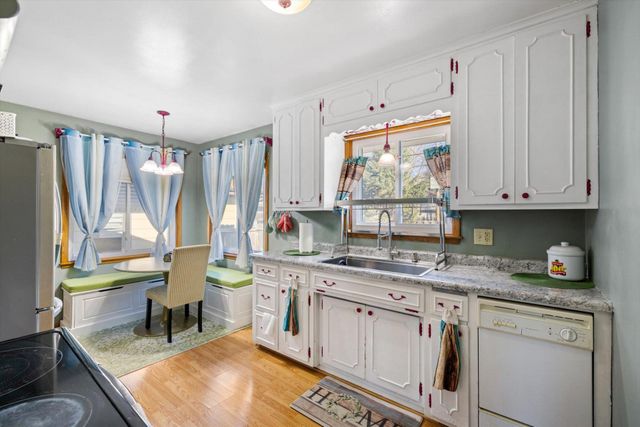 1629 Suburban Avenue, Saint Paul, MN 55106