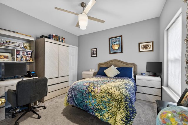 66 Sagamore Drive, Plainview, NY 11803