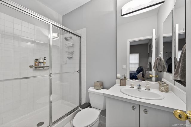 66 Sagamore Drive, Plainview, NY 11803