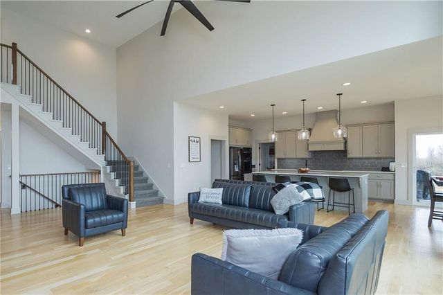 25060 159th Street, Leavenworth, KS 66048