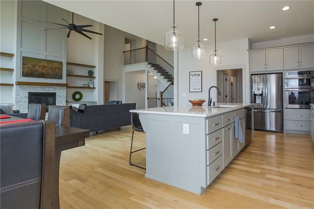 25060 159th Street, Leavenworth, KS 66048