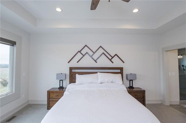 25060 159th Street, Leavenworth, KS 66048