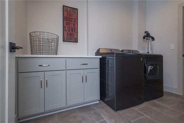 25060 159th Street, Leavenworth, KS 66048