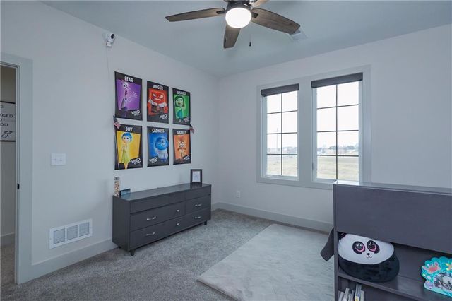 25060 159th Street, Leavenworth, KS 66048