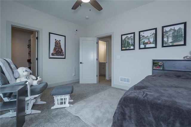 25060 159th Street, Leavenworth, KS 66048