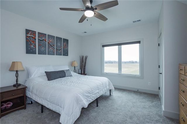 25060 159th Street, Leavenworth, KS 66048