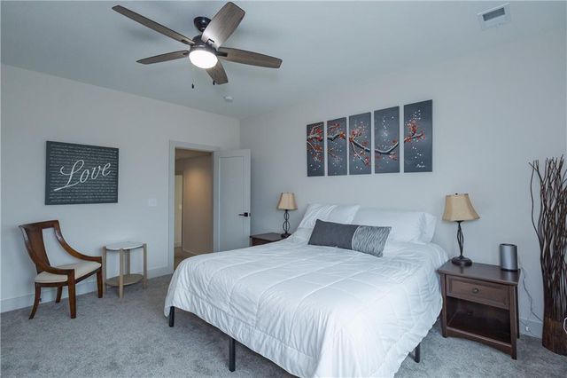 25060 159th Street, Leavenworth, KS 66048