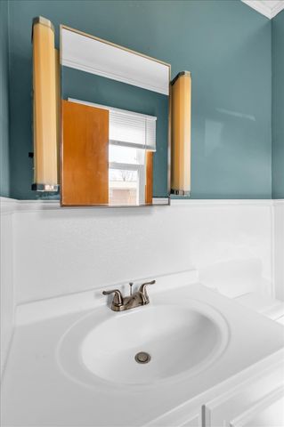 1001 Henley St, Decherd, TN 37324