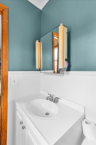 1001 Henley St, Decherd, TN 37324