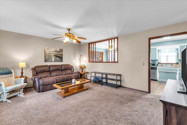 1001 Henley St, Decherd, TN 37324