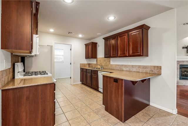 4181 W Mahogany Drive, Fayetteville, AR 72704