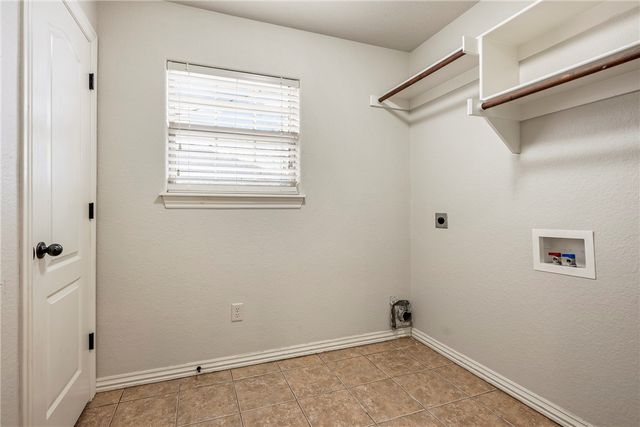 4181 W Mahogany Drive, Fayetteville, AR 72704