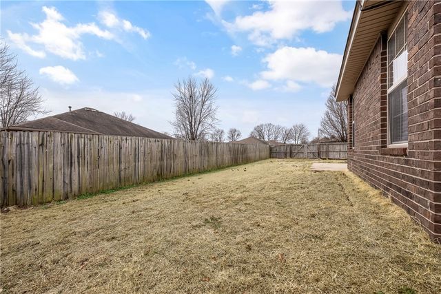 4181 W Mahogany Drive, Fayetteville, AR 72704