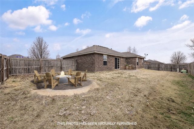 4181 W Mahogany Drive, Fayetteville, AR 72704