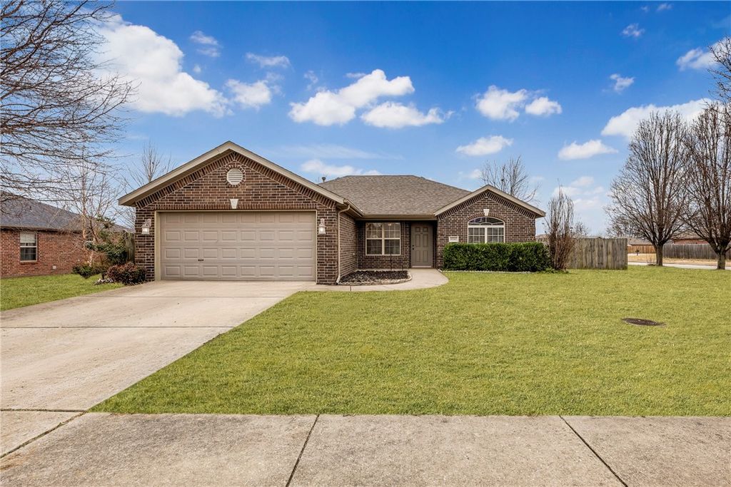 4181 W Mahogany Drive, Fayetteville, AR 72704