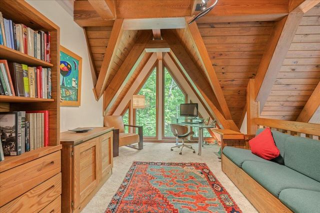 7126 Pine Needle DR, Boones Mill, VA 24065