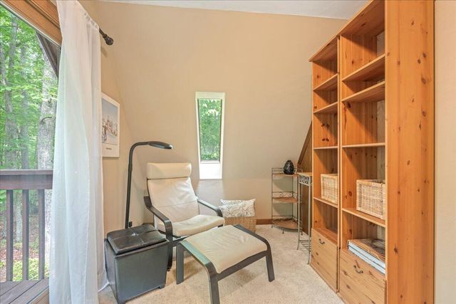 7126 Pine Needle DR, Boones Mill, VA 24065
