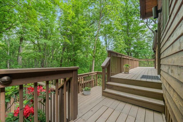 7126 Pine Needle DR, Boones Mill, VA 24065