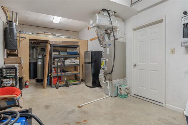 7126 Pine Needle DR, Boones Mill, VA 24065