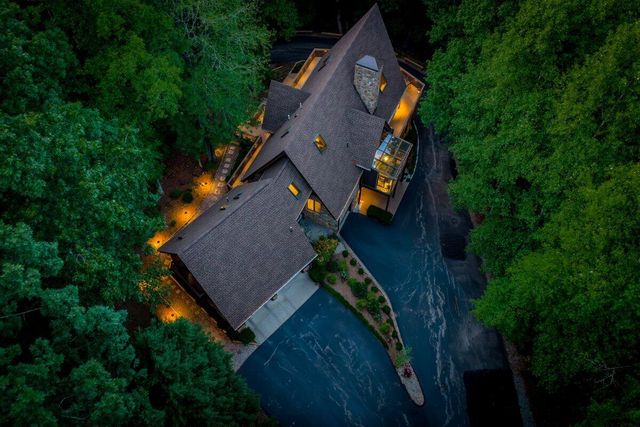 7126 Pine Needle DR, Boones Mill, VA 24065