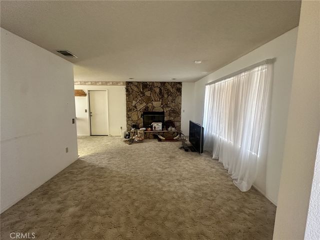 9239 Joshua, Apple Valley, CA 92308