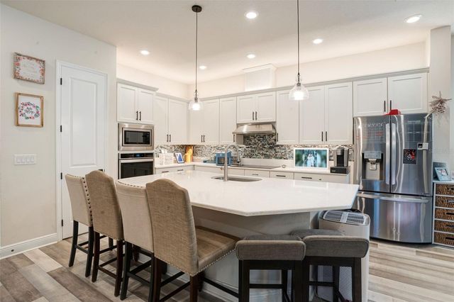 5285 TWINFLOWER LANE, Sarasota, FL 34233