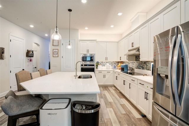 5285 TWINFLOWER LANE, Sarasota, FL 34233