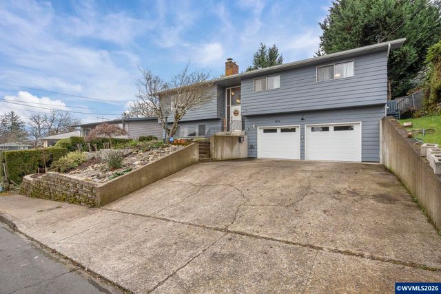 1470 Aerial Wy SE, Salem, OR 97302