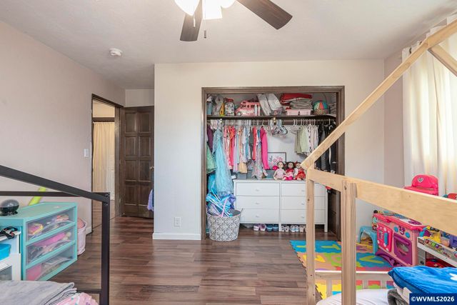 1470 Aerial Wy SE, Salem, OR 97302