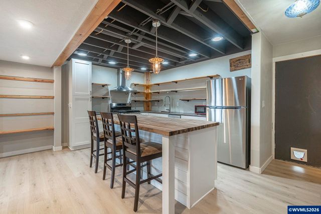 1470 Aerial Wy SE, Salem, OR 97302