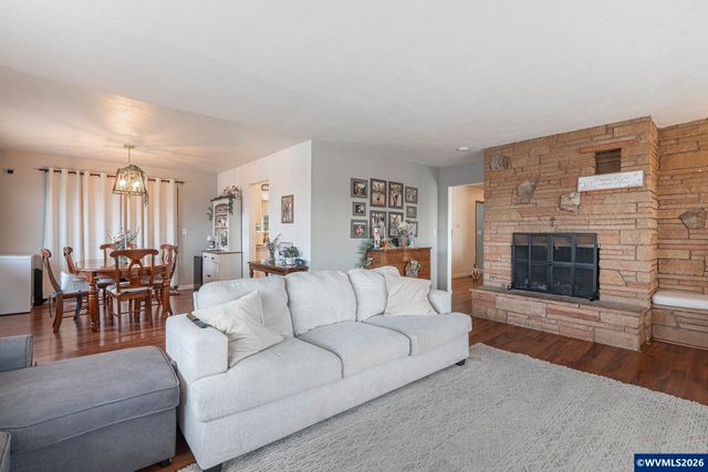 1470 Aerial Wy SE, Salem, OR 97302