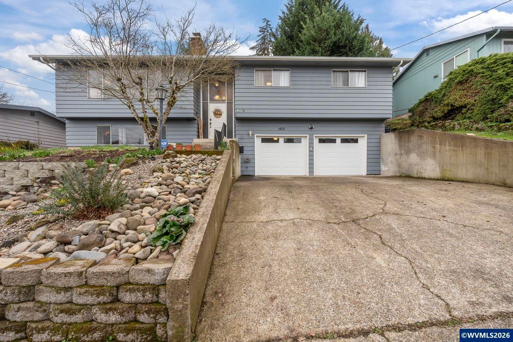 1470 Aerial Wy SE, Salem, OR 97302