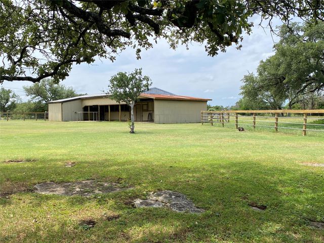 140 Oakridge RD, Georgetown, TX 78628